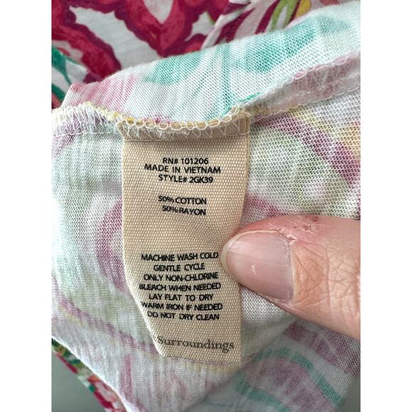 SOFT SURROUNDINGS | Floral Paisley V-Neck Flutter Sleeve Elana Tunic | Large - Picture 7 of 7